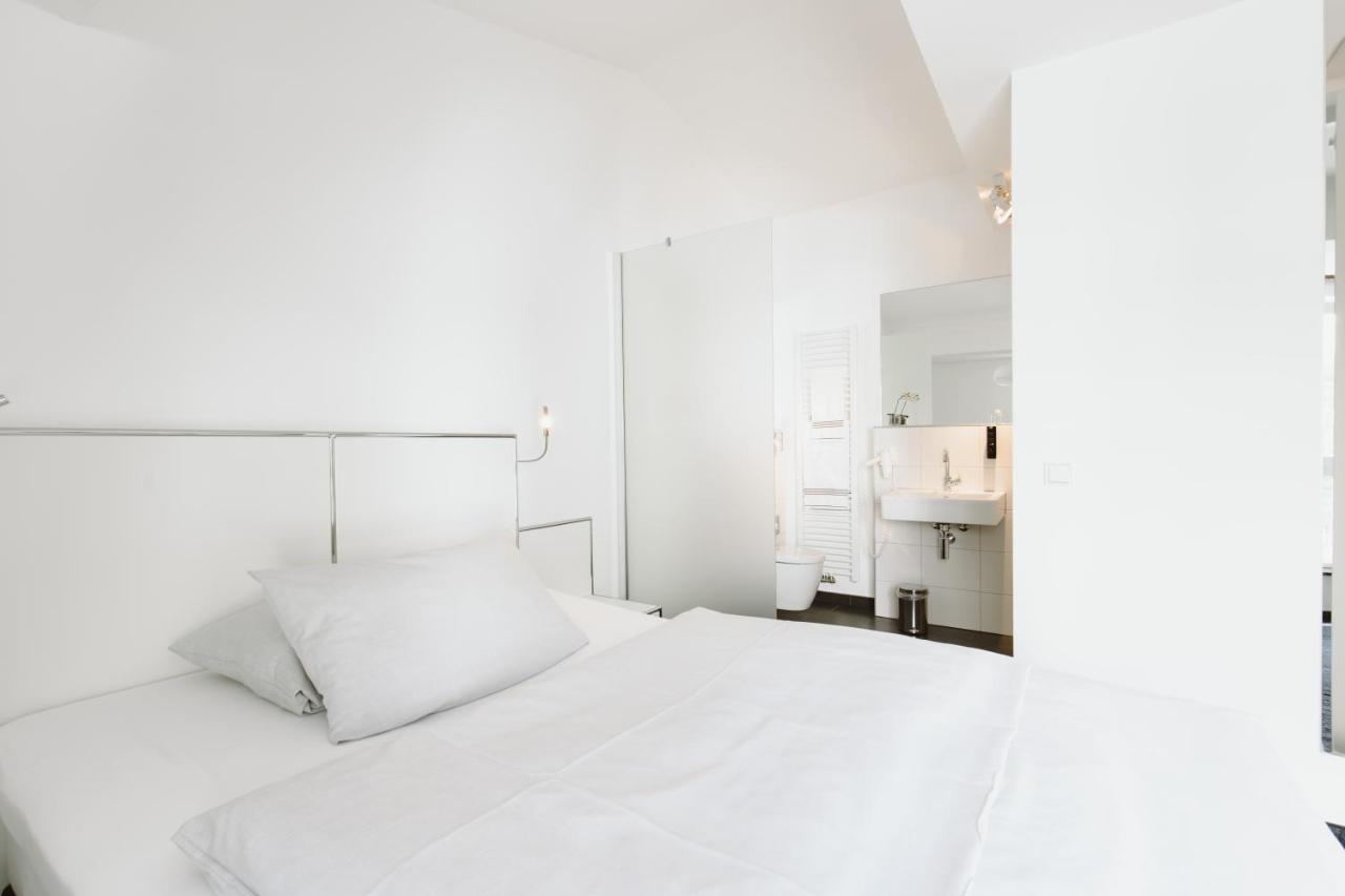 &Repeat Koeln Airport Hotel ภายนอก รูปภาพ