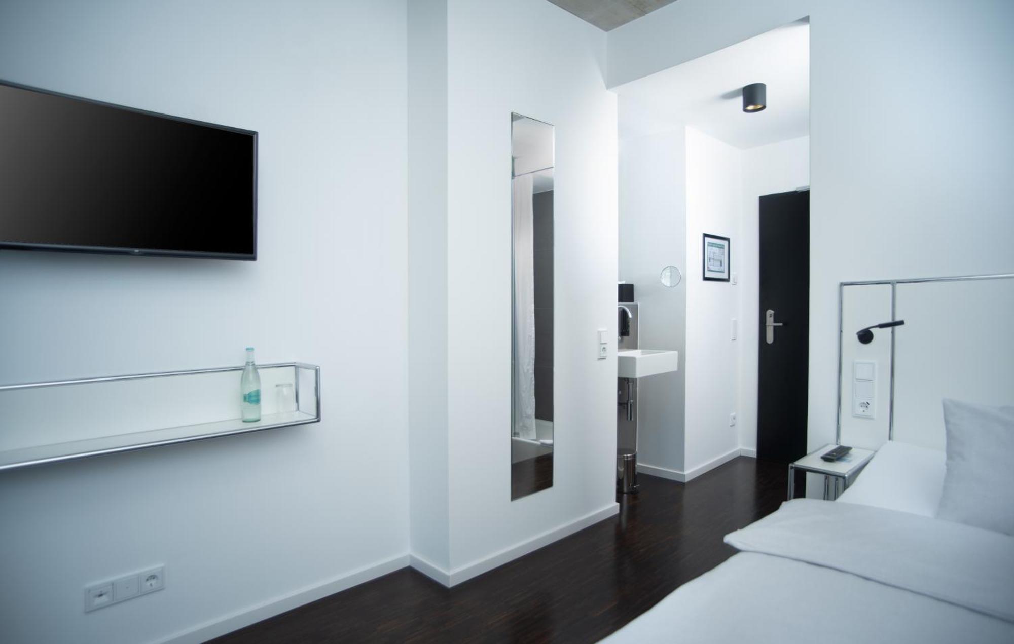 &Repeat Koeln Airport Hotel ภายนอก รูปภาพ