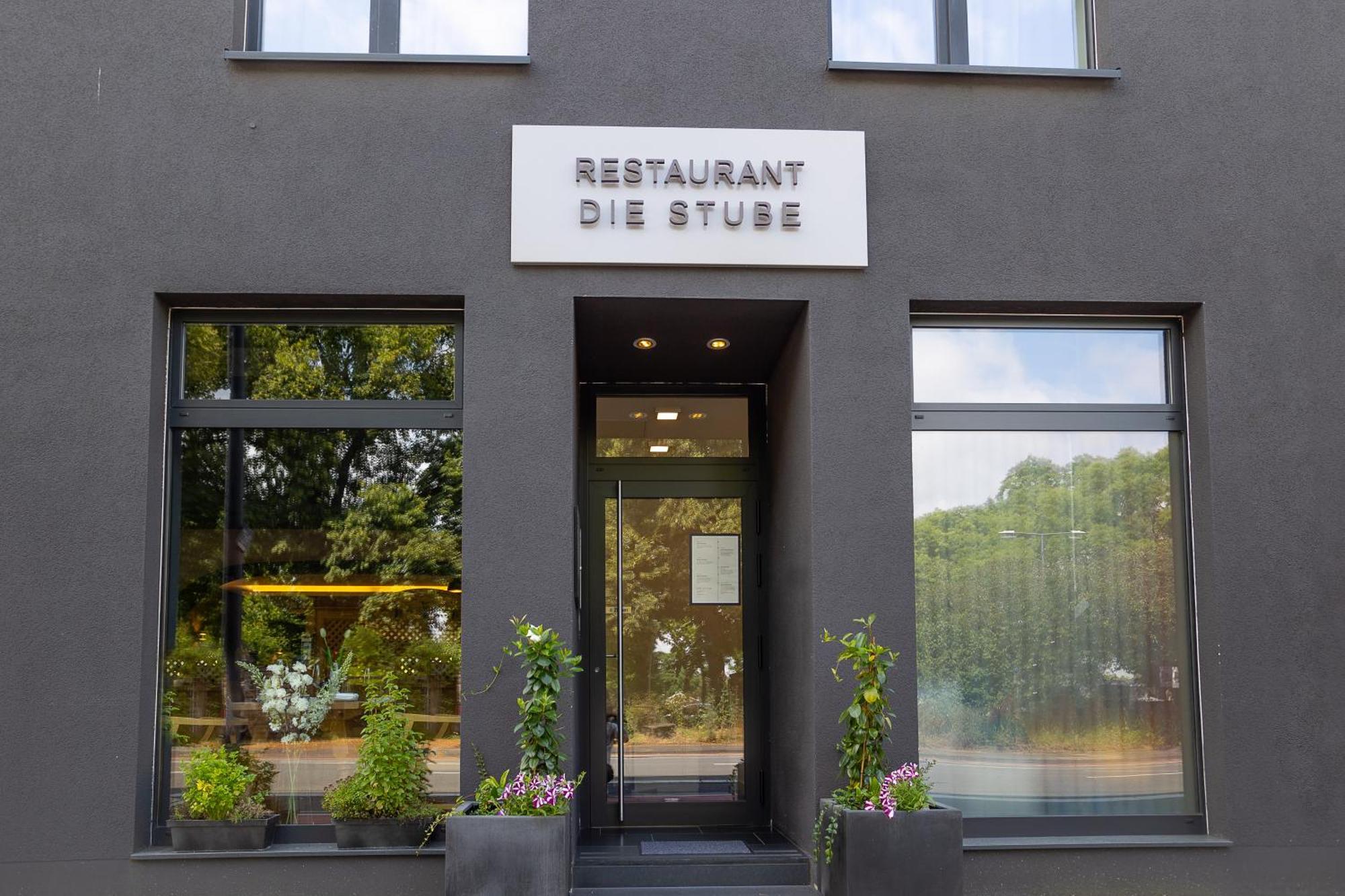 &Repeat Koeln Airport Hotel ภายนอก รูปภาพ